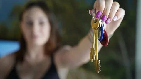 🏠 В Самаре хотят сохранить стоимость квадратного метра жилья на уровне 50 тысяч рублей.