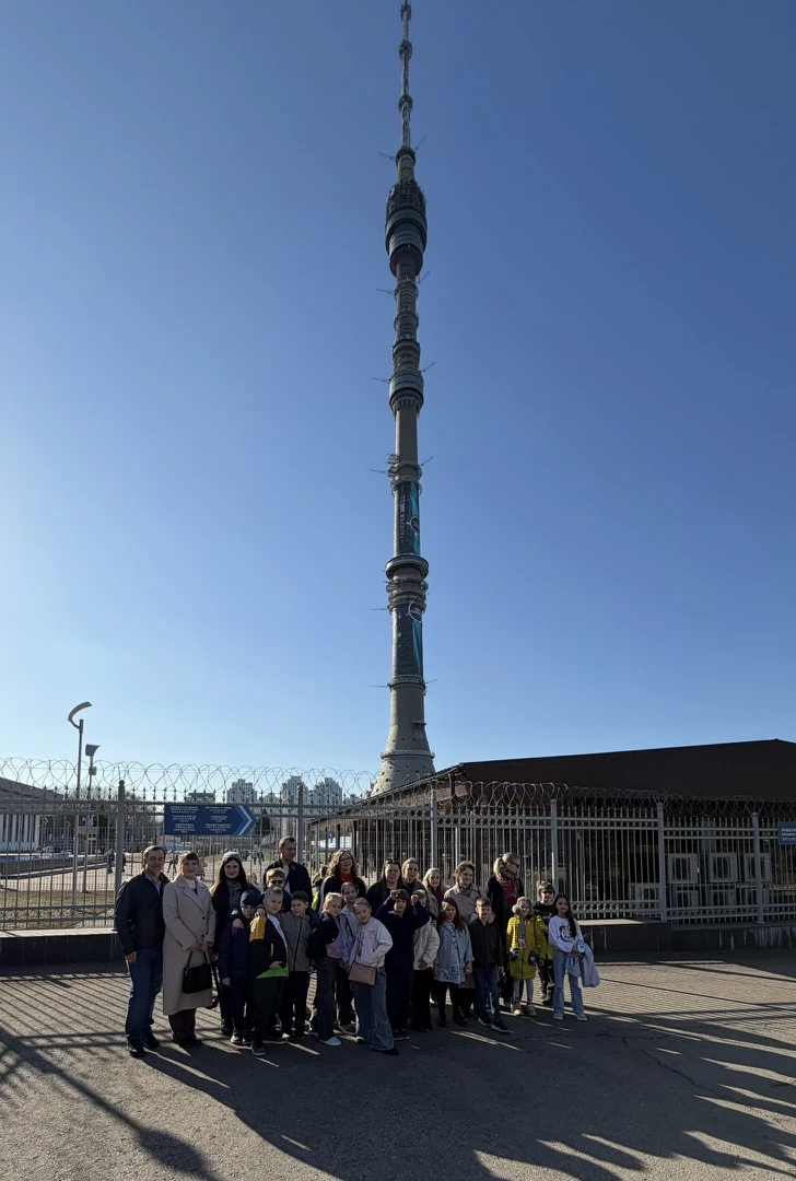 Время с пользой 👍  🙋🏻‍♀️🙋🏼‍♂️ Ученики 2Л класса с родителями и классным руководителем побывали на эк