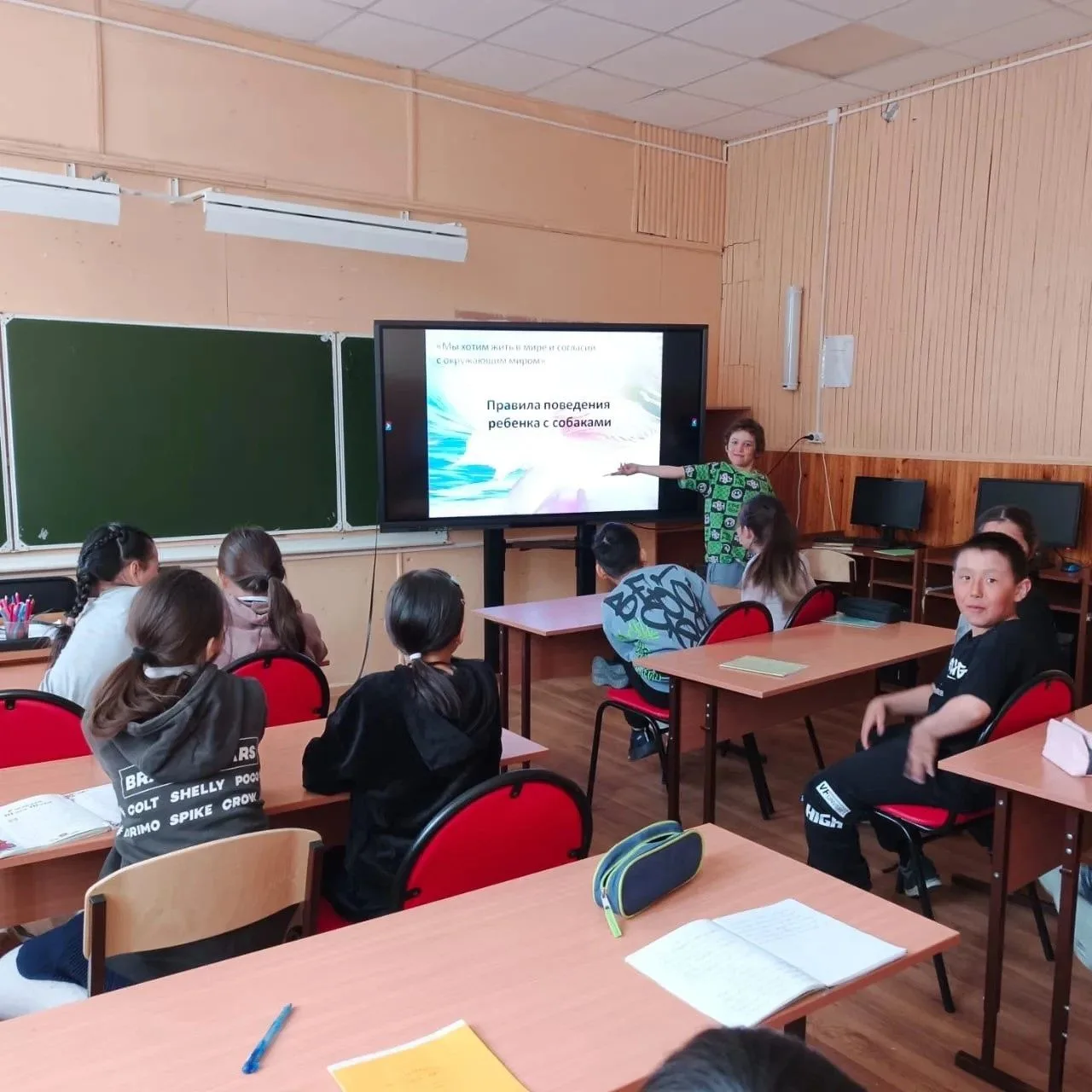 Многие дети не знают элементарных правил поведения для предотвращения нападения и при н...