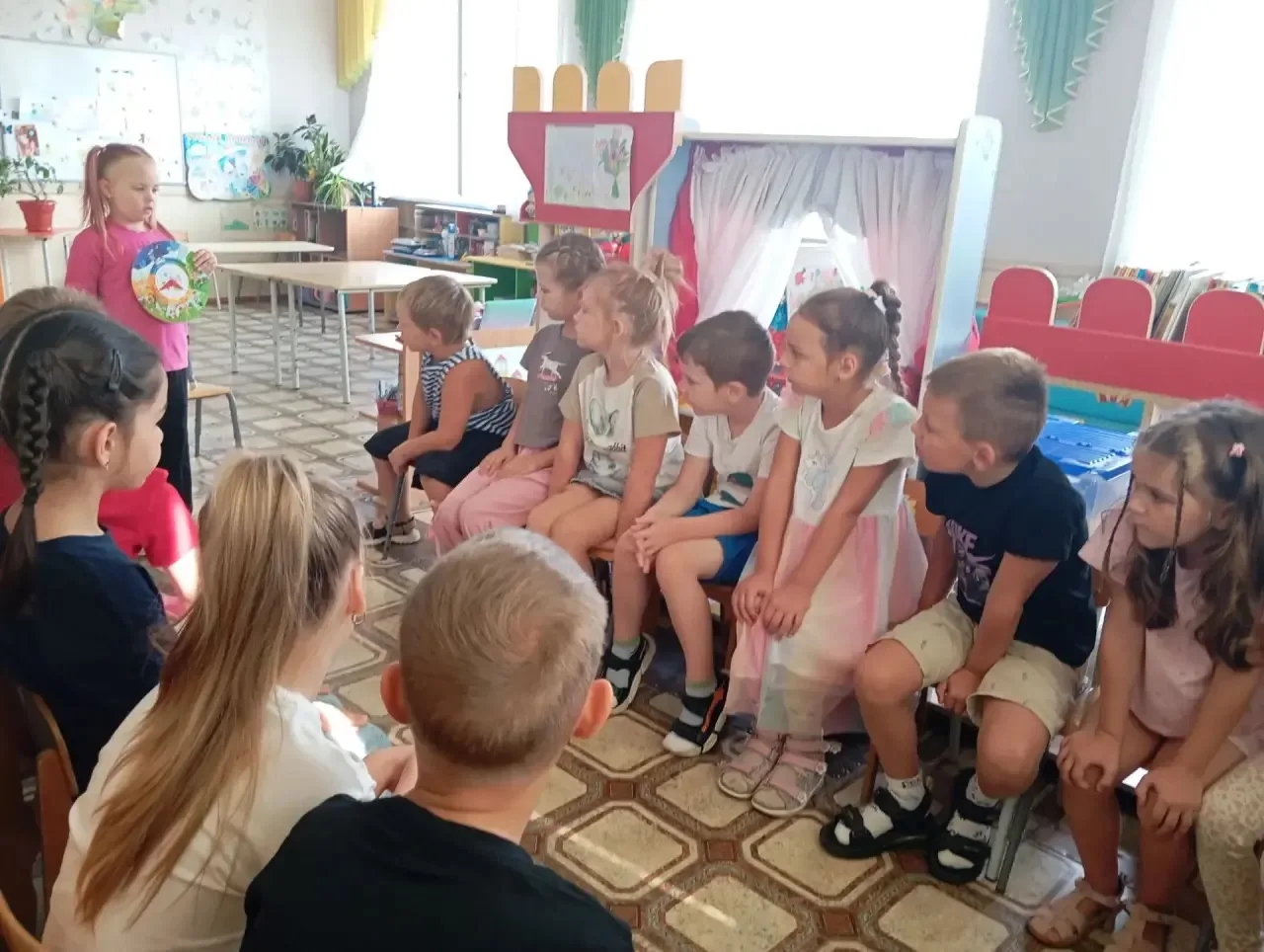 👦👧 В подготовительной группе «Яблонька» сегодня прошло увлекательное занятие — обсужд...