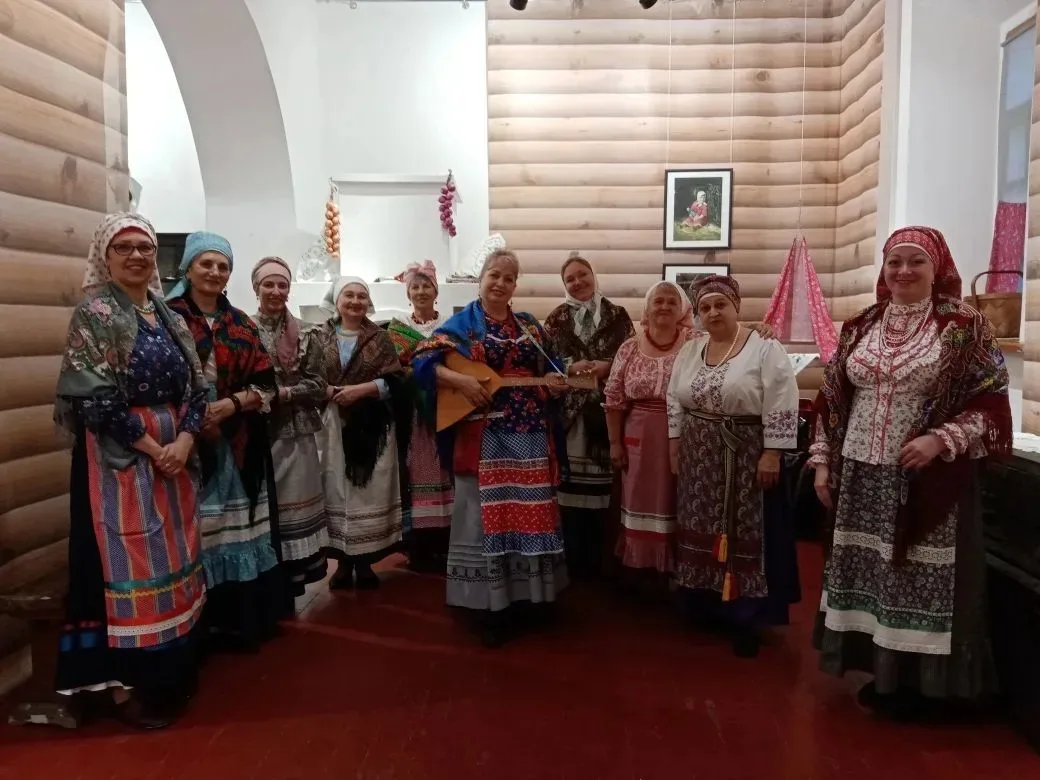 В Новокузнецке в рамках  Ночи музеев можно было стать участником автобусного тура  Этой возможностью