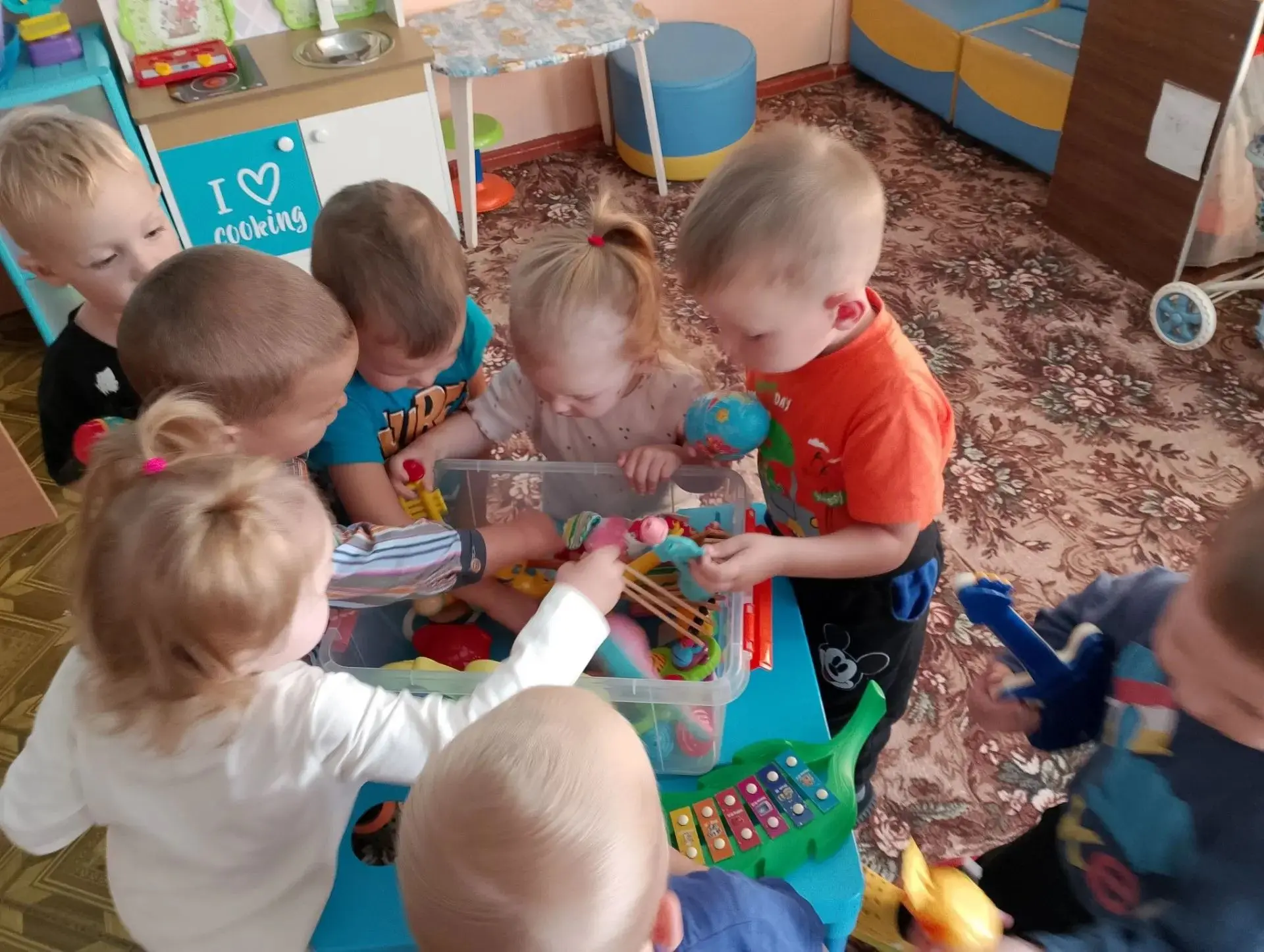 В структурном подразделение МБОУ "Сентелекская СОШ имени Д.Т. Пастухова" детский сад "М...