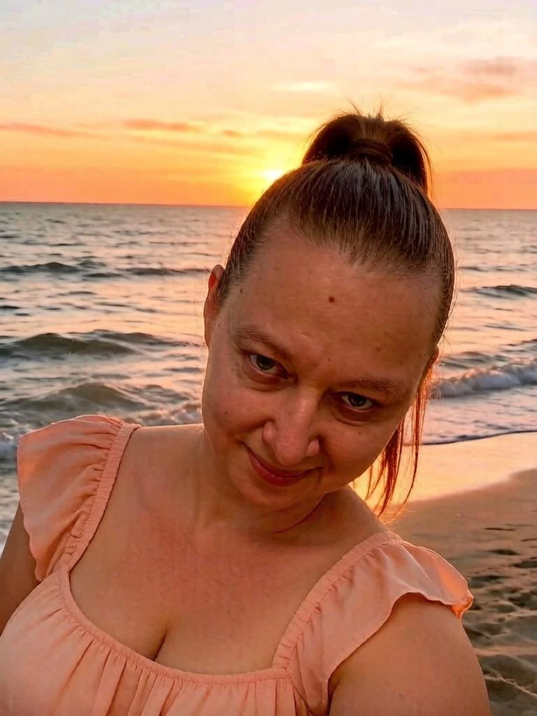 ♥️ Середина недели — отличный повод улыбнуться!