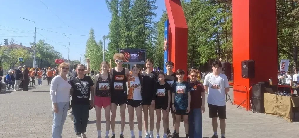 🇷🇺 Память в движении!  Сегодня в Парке Победы прошла 77-я городская легкоатлетическая эстафета, посв