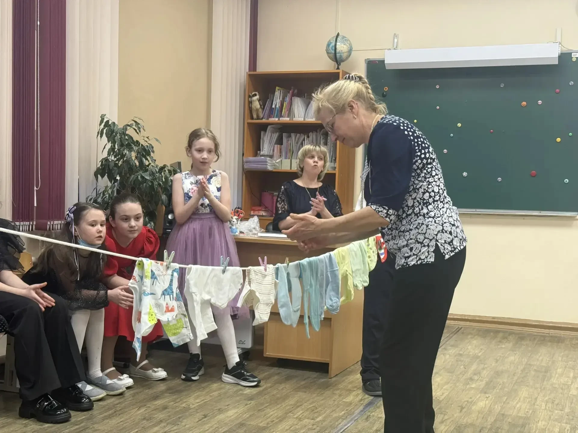 🌸 Весна, любовь и нежность: праздник во 2 «Г» классе! 🌸    19 марта ученики 2 «Г» класса устроили на