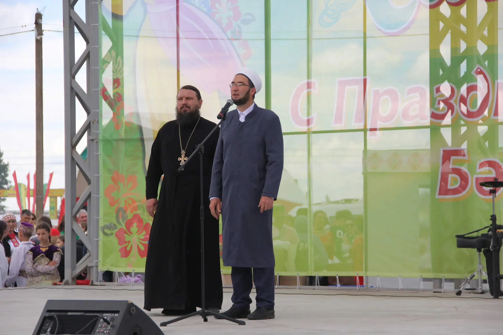 На центральном майдане прошел традиционный праздник плуга – Сабантуй. Это один из старе...