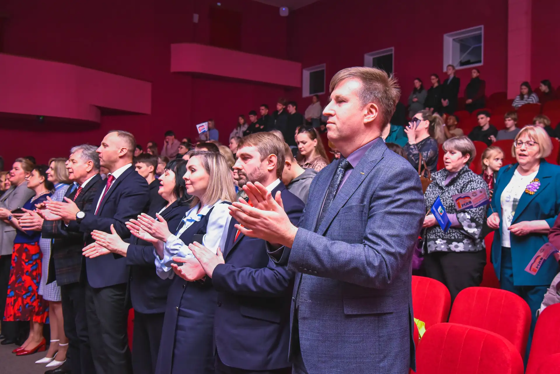🤝Первомай - день, объединяющий поколения, профессии и судьбы ⠀ ⠀ Двадцать второго апреля Концертный 