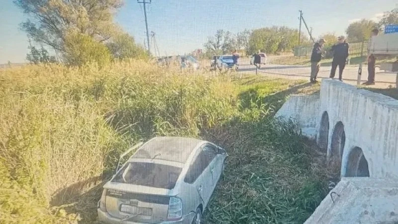 Под Новороссийском в ДТП пострадали три человека, в том числе ребенок