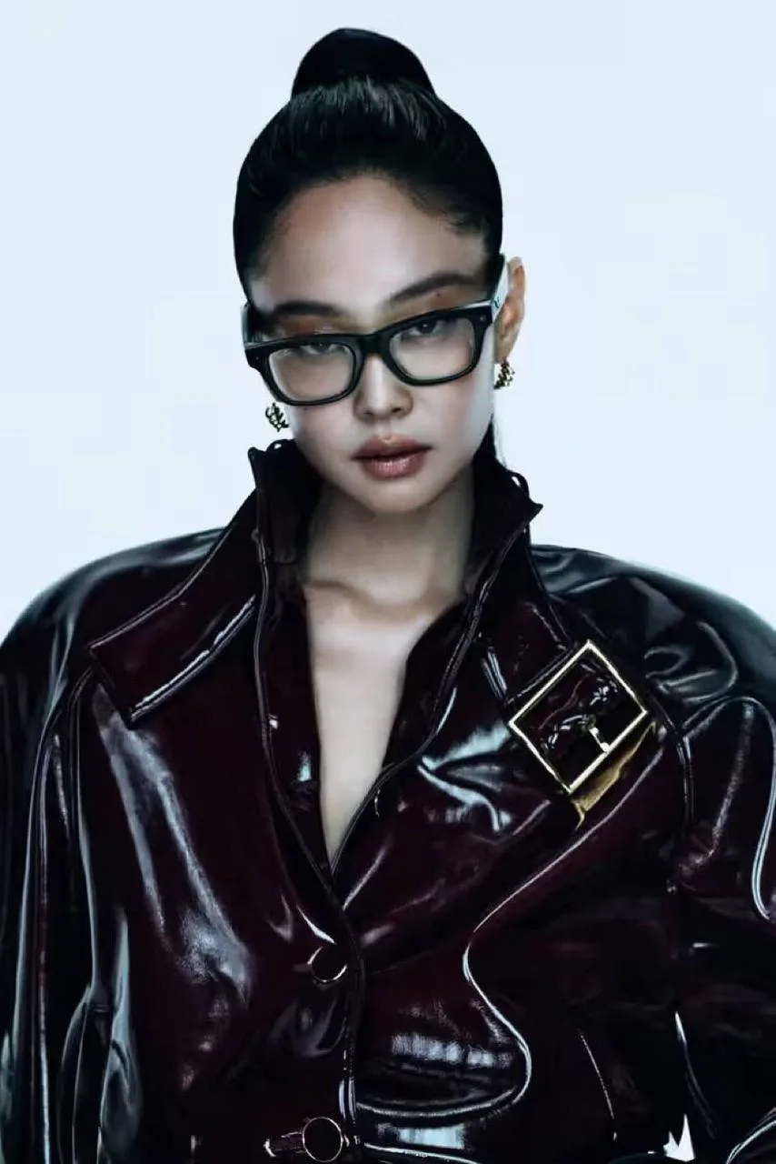 Дженни объявлена глобальным амбассадором Ray-Ban  Kpop News