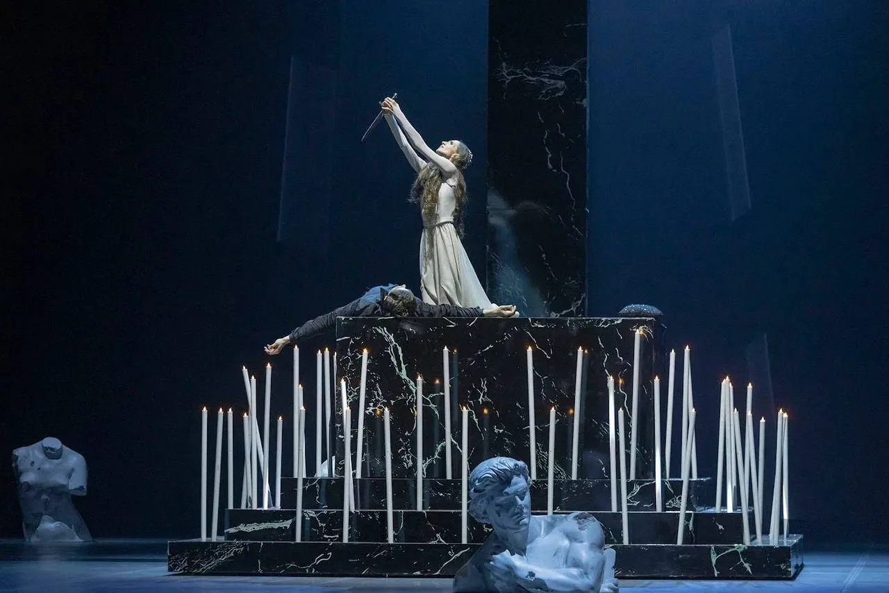 ✨«Ромео и Джульетта» Прокофьева. Петербургская премьера балета в хореографии Эльдара Алиева

Заключи