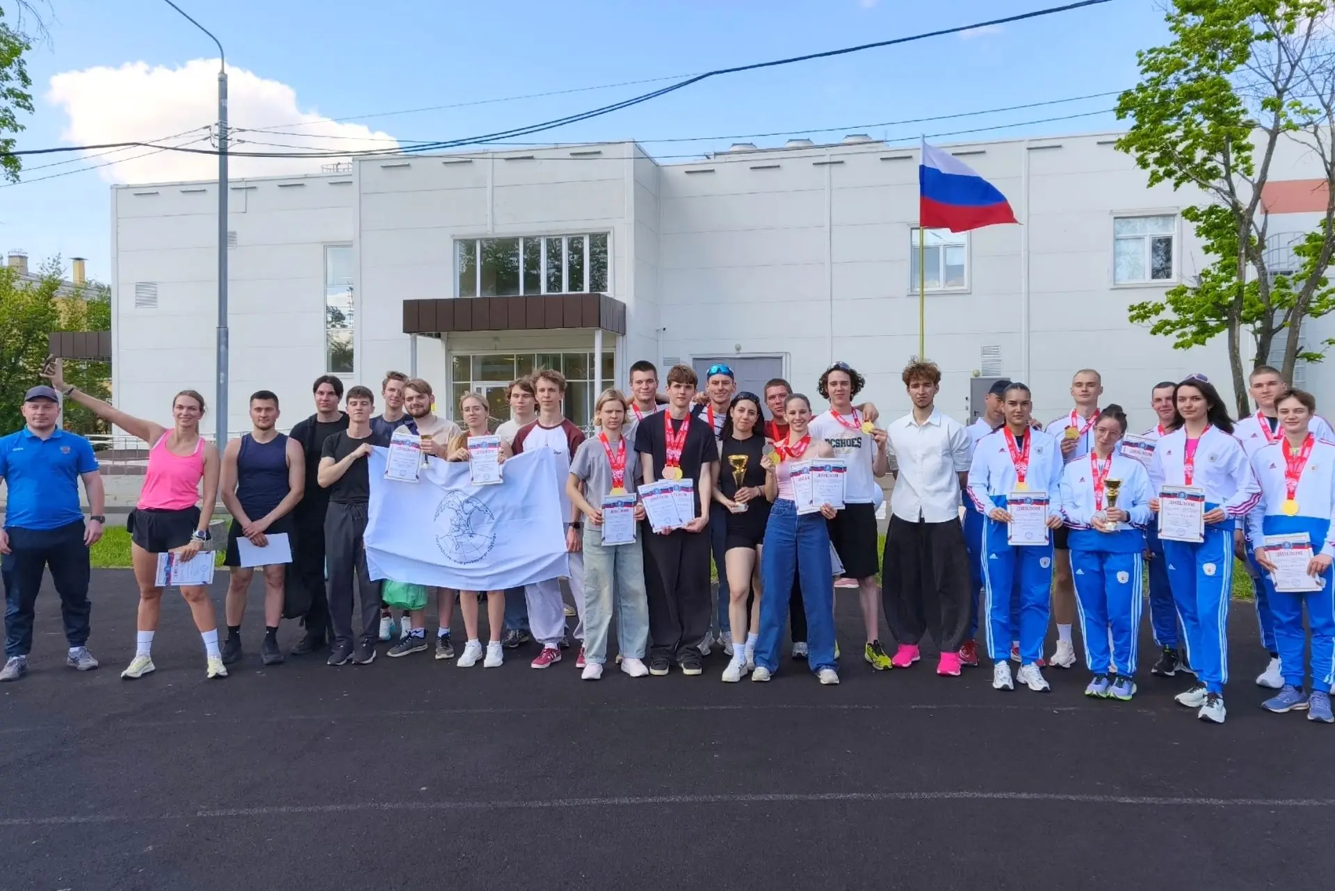 Ну что, допрыгались? Первое место! 🏅  Наш универ победил на областной Спартакиаде по легкой атлетике