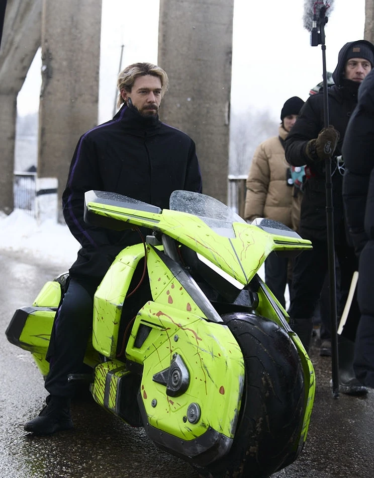 Первый тизер-трейлер фильма «Весельчак У» — захватывающего спин-оффа к нашумевшей истории «Сто лет т