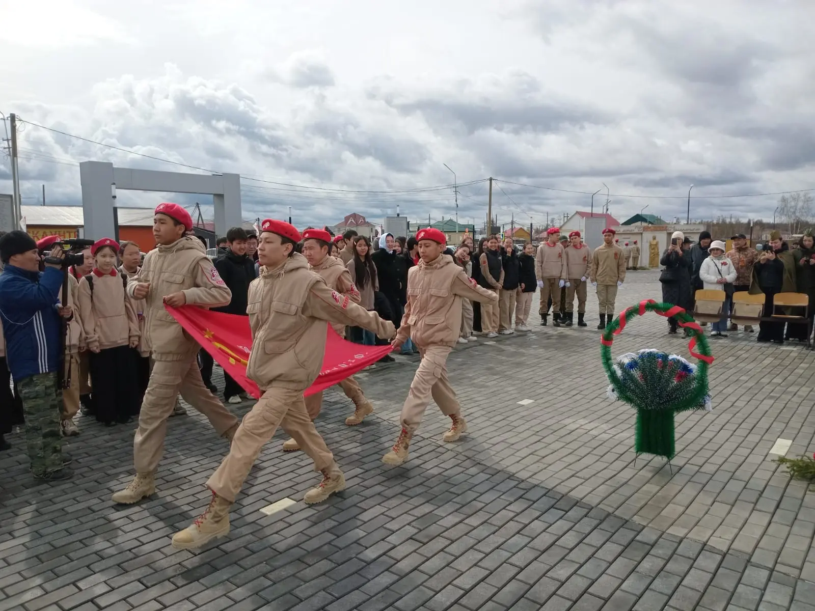 🚩Улуу Кыайыы 81 сылын көрсө