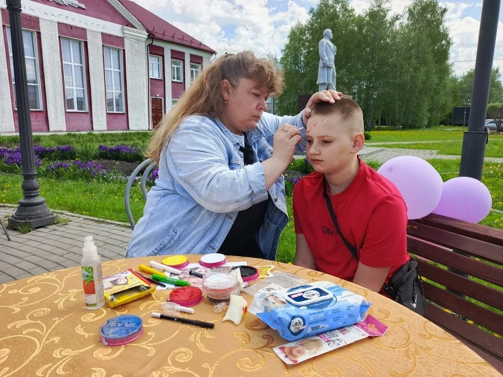 📅1 июня - День защиты детей. Педагоги Каргатского Дома детского творчества организовали настоящий п