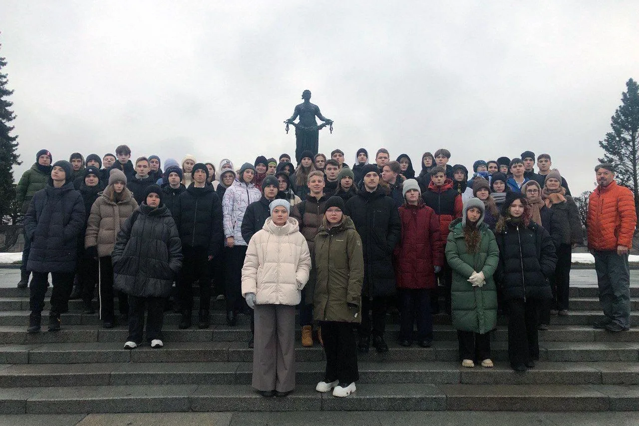 🗓 83 года назад произошло одно из самых значимых событий Великой Отечественной войны. В этот день в 