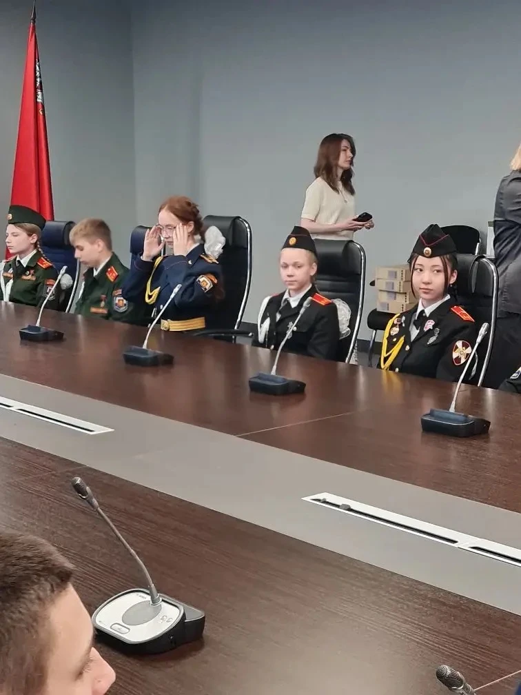 Поздравляем Лиду Комольцеву кадета 6А класса  с почётным званием призёра конкурса «Кадет года»! Торж