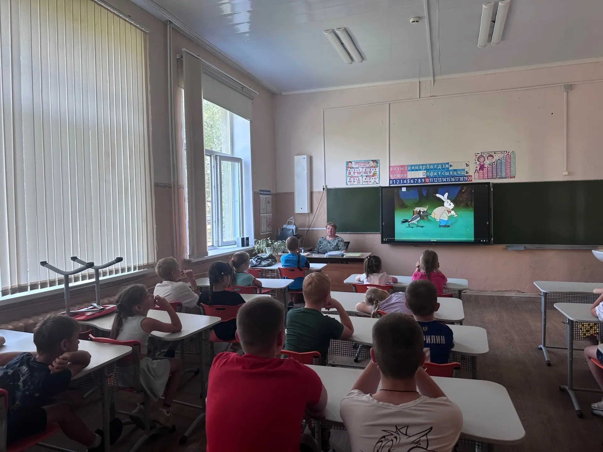Сегодня в отряде «Орлята-эколята» день был по-настоящему солнечным и творческим! С самого утра дети 