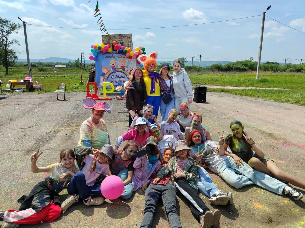День защиты детей в Раздольном: море красок, улыбок и веселья! 🌈