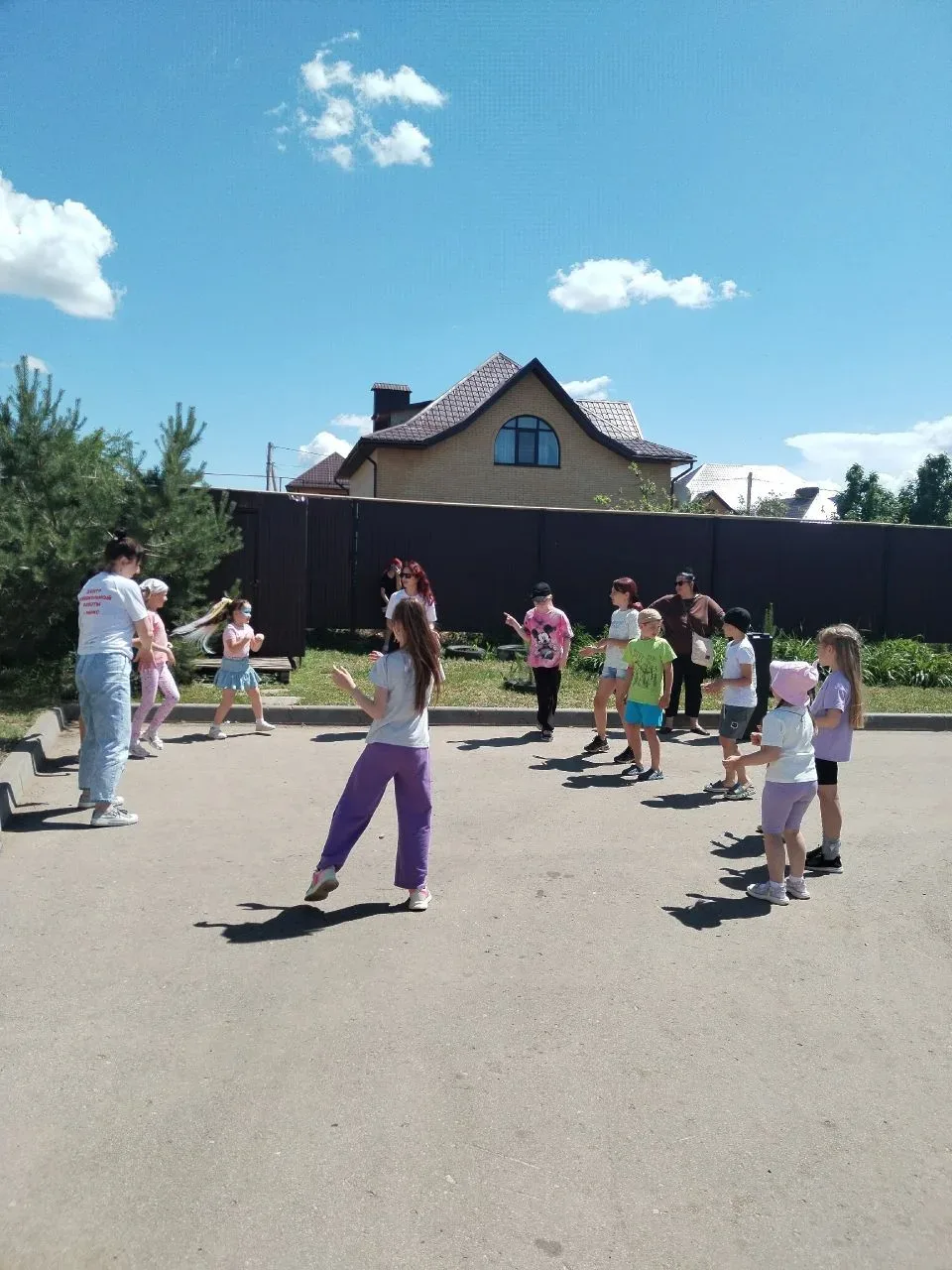 На днях в г. Марксе прошли семейные выходные «Ура! Лето!!!», которые подарили жителям настоящий праз
