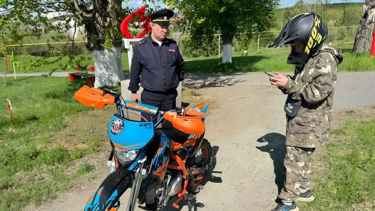 Госавтоинспекция Республики Крым напоминает: выезд ребёнка на питбайке на дороги общего...