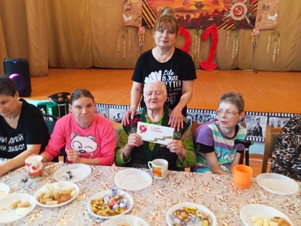 🌟Праздничное чаепитие  🏡☕В Ярцевском доме-интернате для престарелых и инвалидов состоялось трогатель