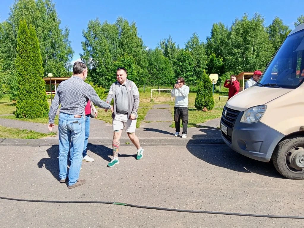 Сегодня к нашим ребятам приехала костромская футбольная команда "Спартак". Футболисты провели мастер