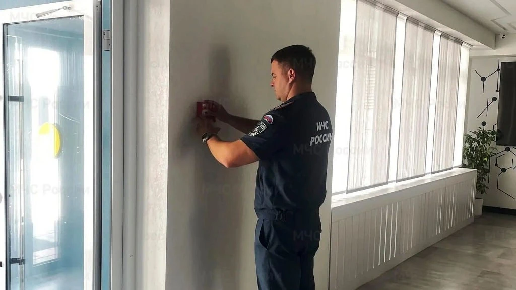 В школах Белгородской области проводят испытания систем противопожарной защиты

В настоящее время ак