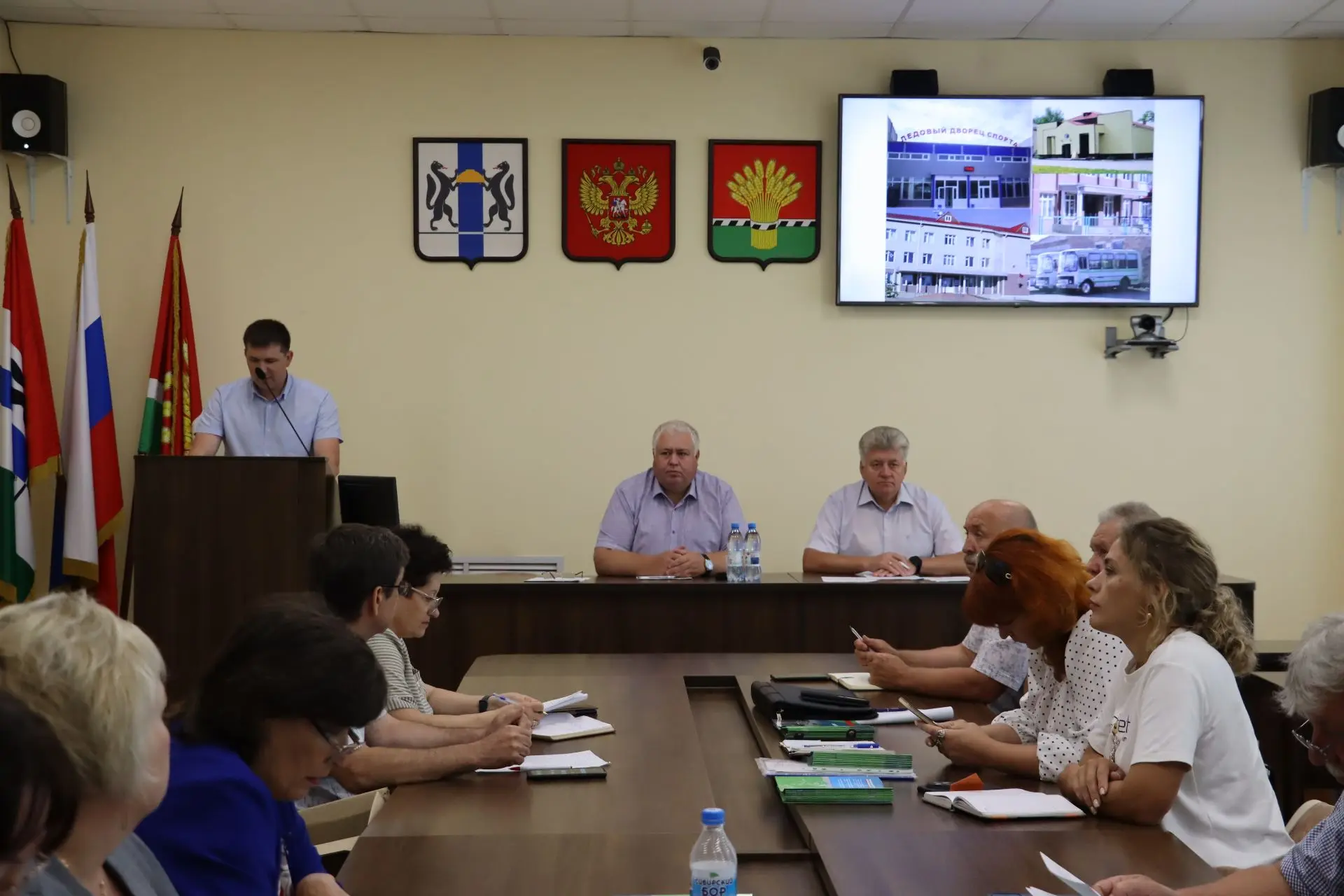 Сегодня под председательством Главы Коченевского района Евгения Антипова прошло расширенное аппаратн