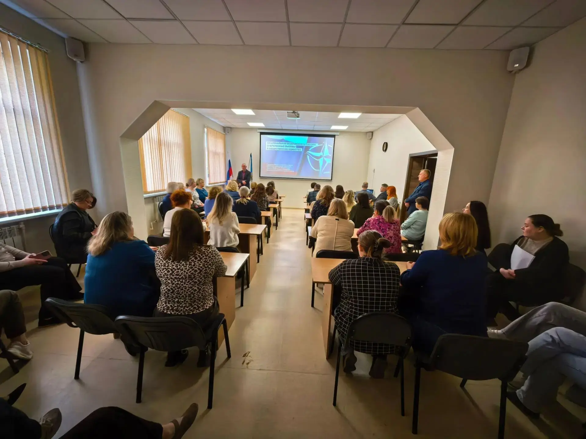 На расширенной планёрке под руководством главы Ленского муниципального района Александр...