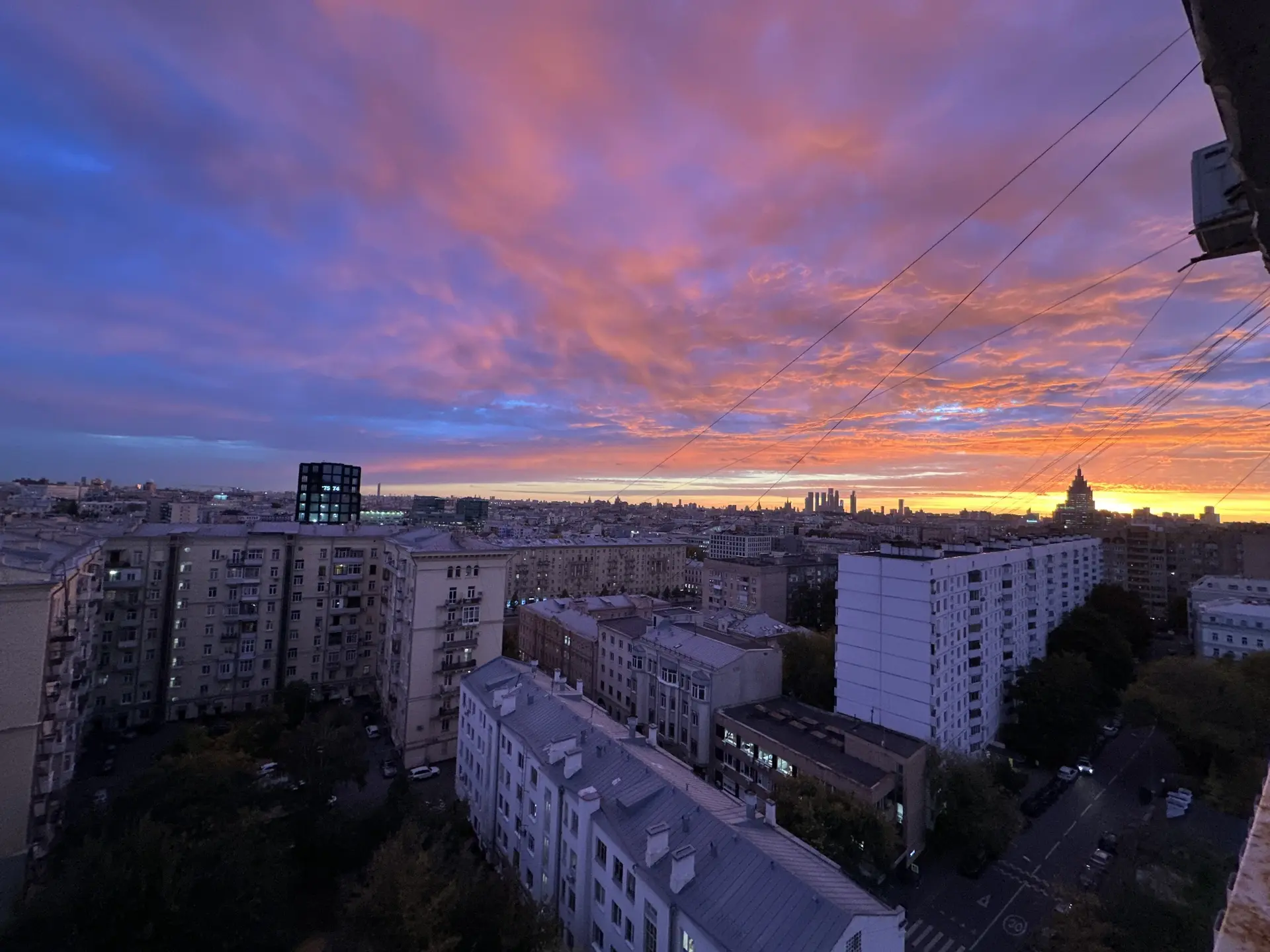 🥰 Новый вечер — новый незабываемый закат.
