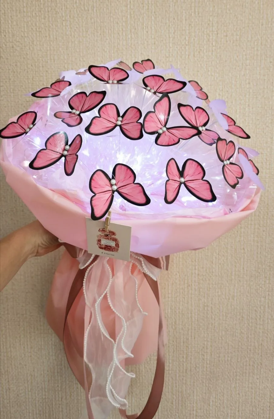 Букеты из светящихся бабочек🦋