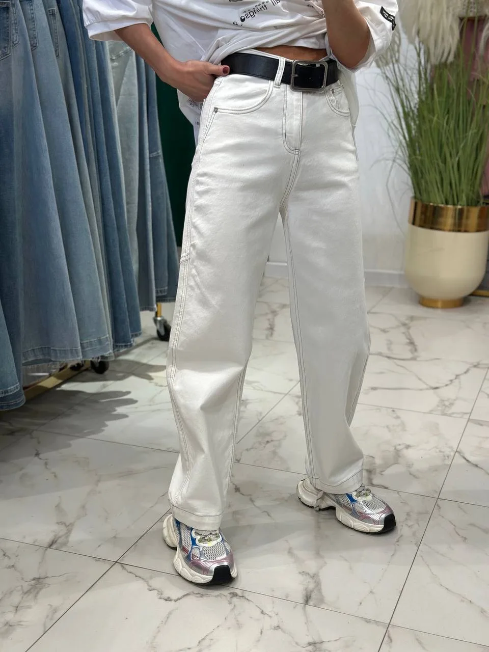 Джинсы 50768
26
5499-30%=3 849₽