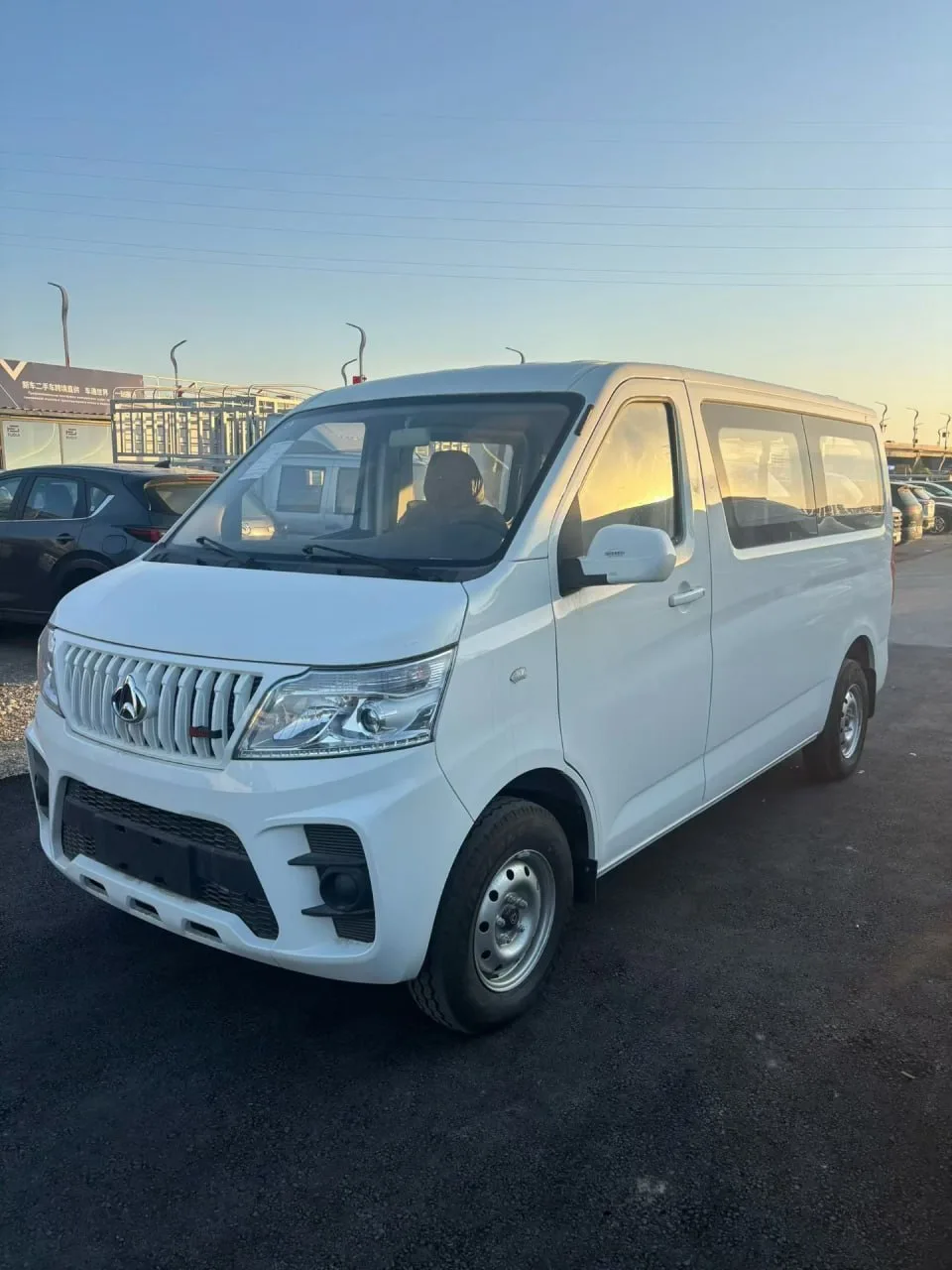 В наличии 2023 Changan Ruixing M60 1.6L МКПП CNG Comfort (автобус)