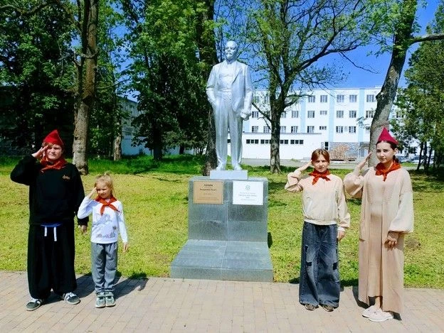 Воспитанники невинномысской «Гавани» вспомнили традиции пионерии в преддверии Дня детск...