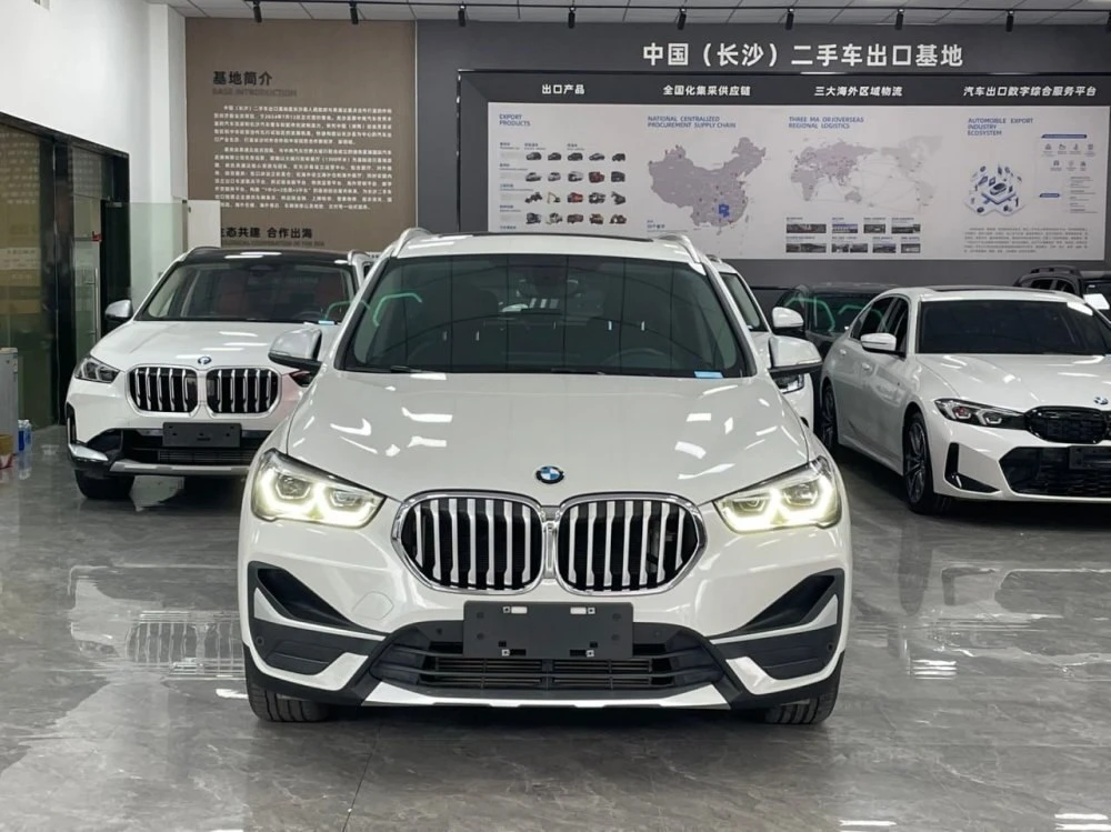 🚗 BMW X1 2022