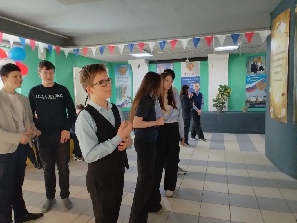 🌍Последняя учебная неделя четверти совпала с предметной неделей естественных и гуманитарных наук. Пе