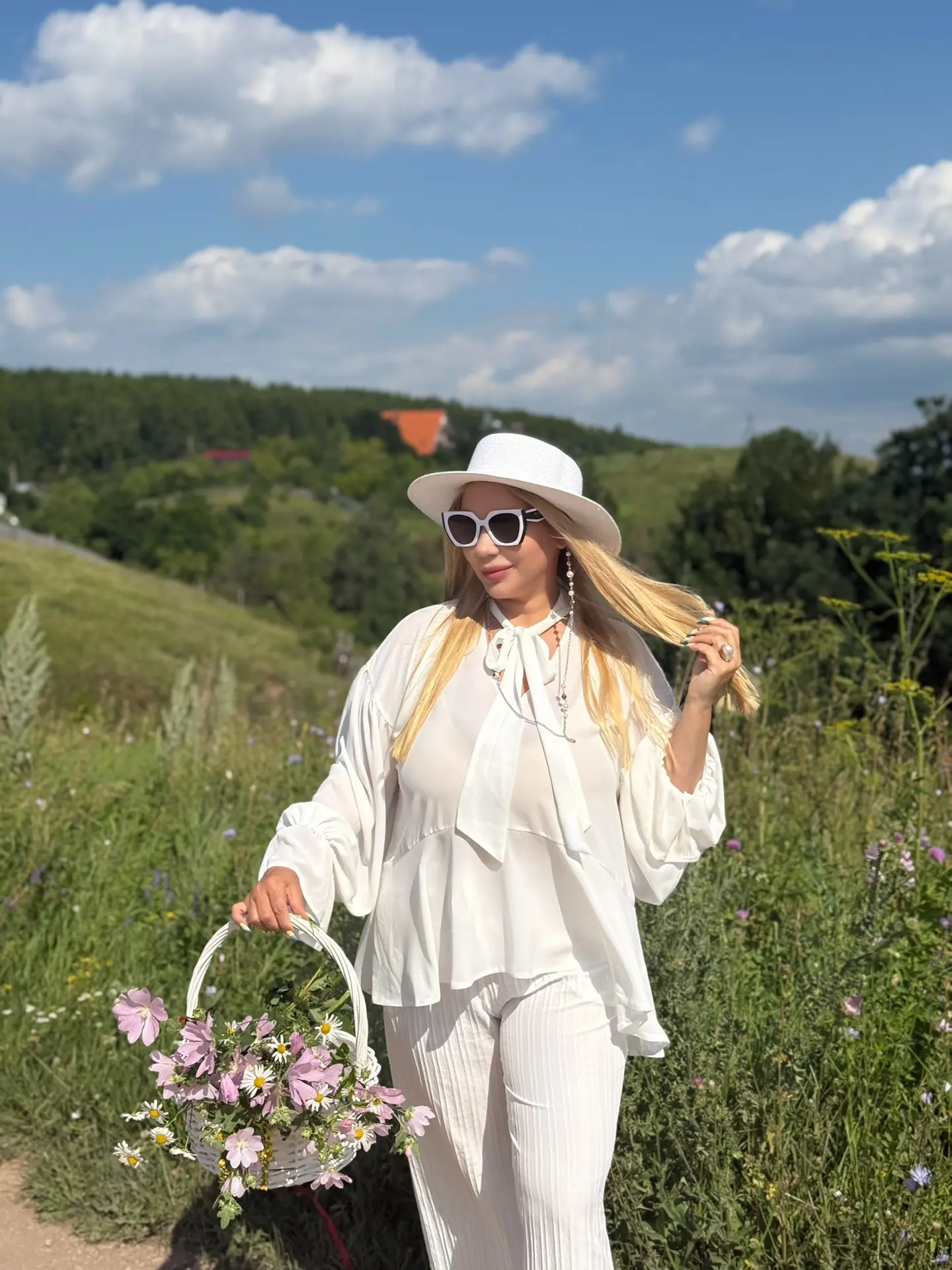 🧺 Идеальный компаньон для пикника - найден! Друзья, представляю вам нашего героя выход...