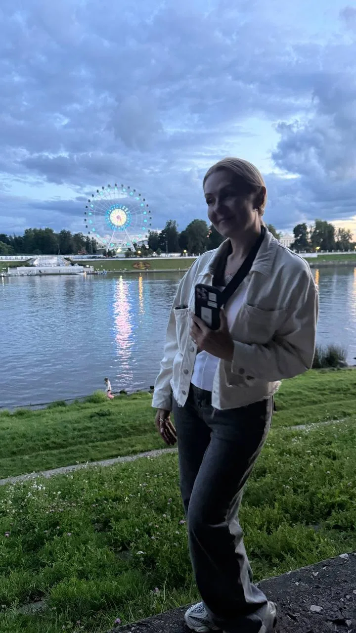 Понедельник завершён на максимальной эстетике и в лучшей компании! 🌙✨