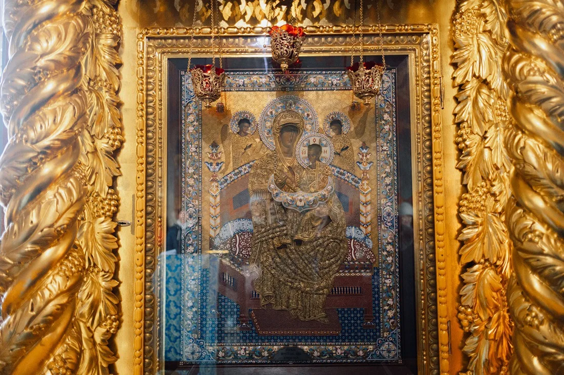 ☦️Всецарица: недуги наши благодатию исцеляющая