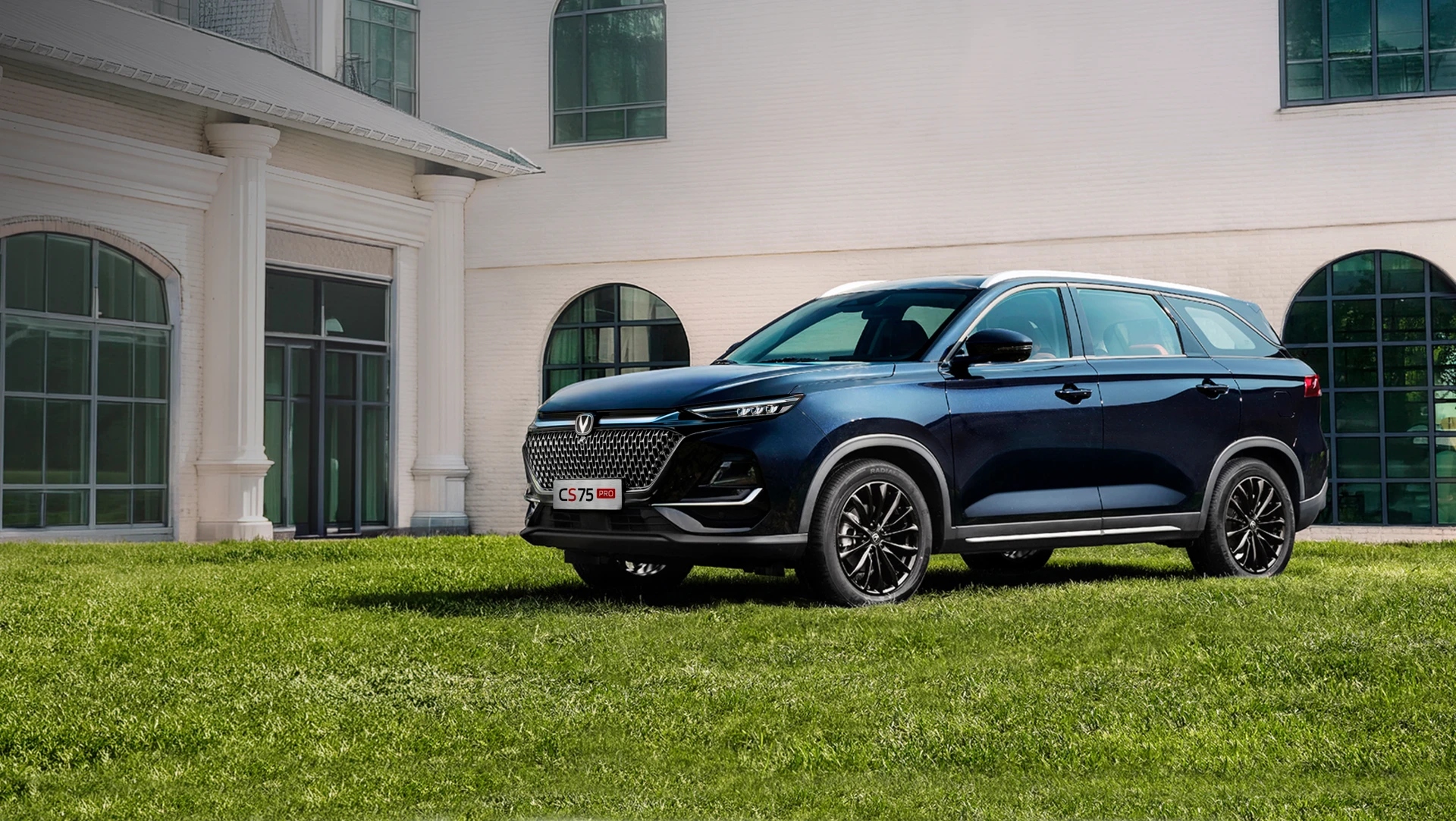 Новинка на Российском рынке от Changan.  Без всяких объявлений, пресс-релизов и так далее, на официа