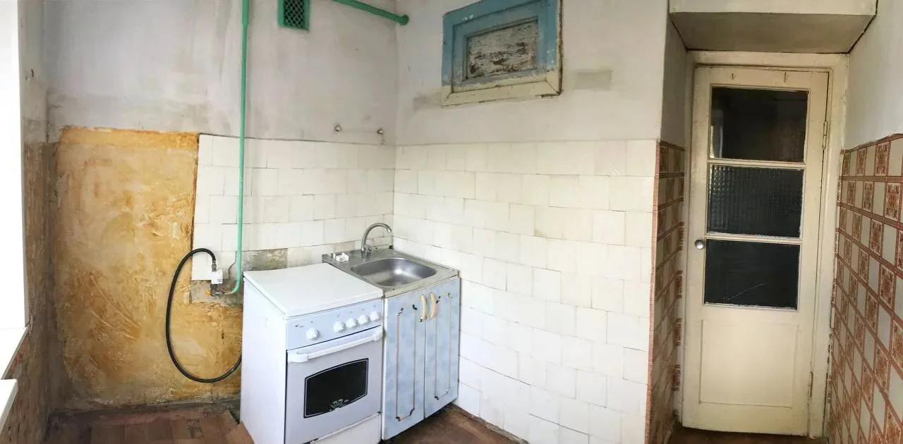 Всем здравствуйте. Продам 2-х комнатную квартиру в поселке Прибрежный . Парусная 24 . На 1 этаже 5 э