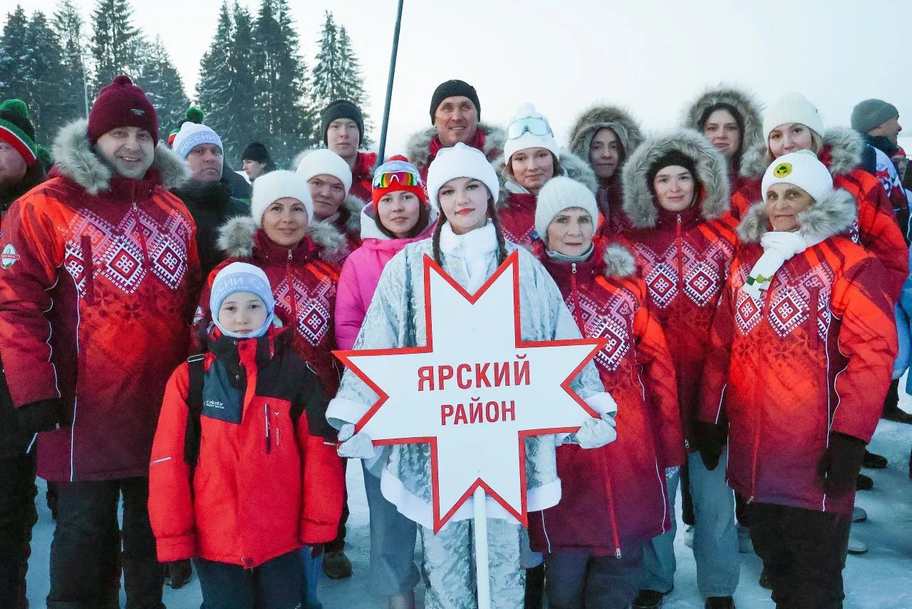 Сборная команда Ярского района занимает 4 место на XXXII Республиканских зимних сельски...