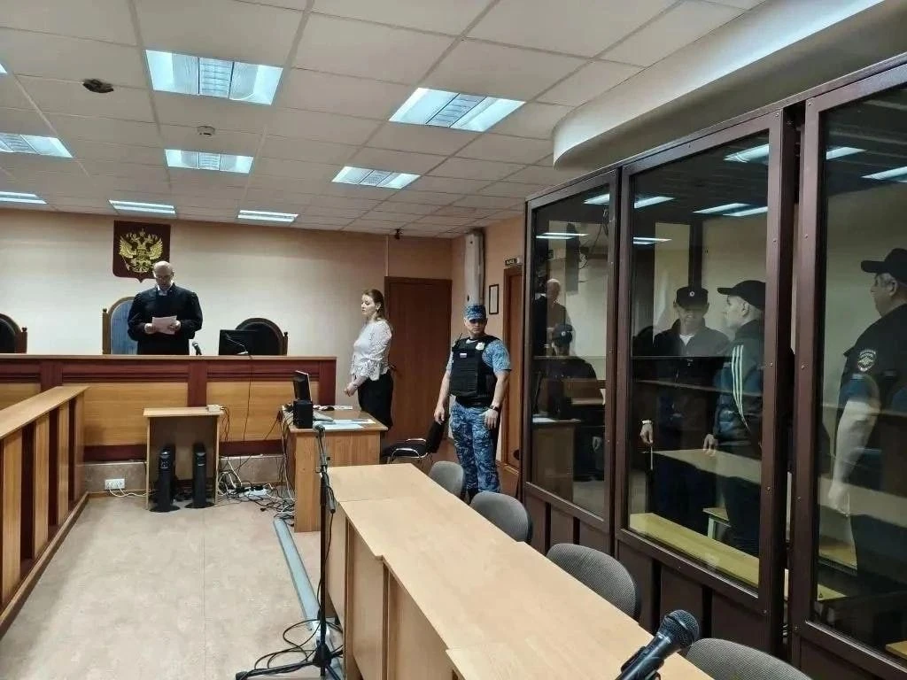Житель Оренбуржья получил 12,5 лет лишения свободы за поджог вышки сотовой связи.

В сентябре прошло