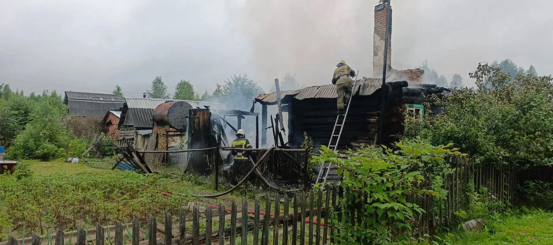 18.07.26г в12.02. на пункт связи части поступило сообщение о пожаре в СНТ к/с НТМК -13....