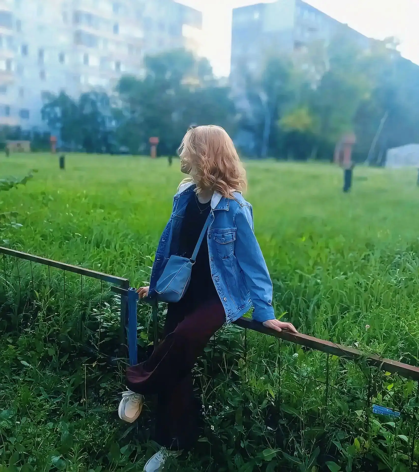 «Лето — это когда каждый день превращается в маленькую историю, которую ты вспоминаешь ...
