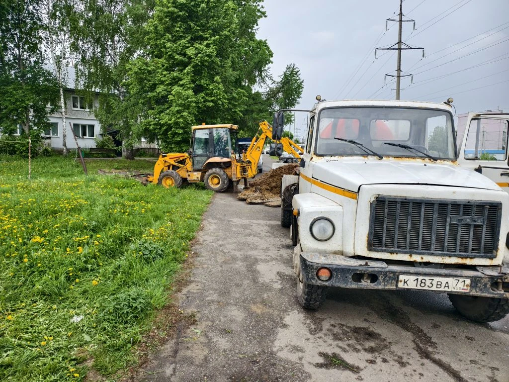 Аварийные работы на центральной сети водоснабжения мкр. Северный г. Венев