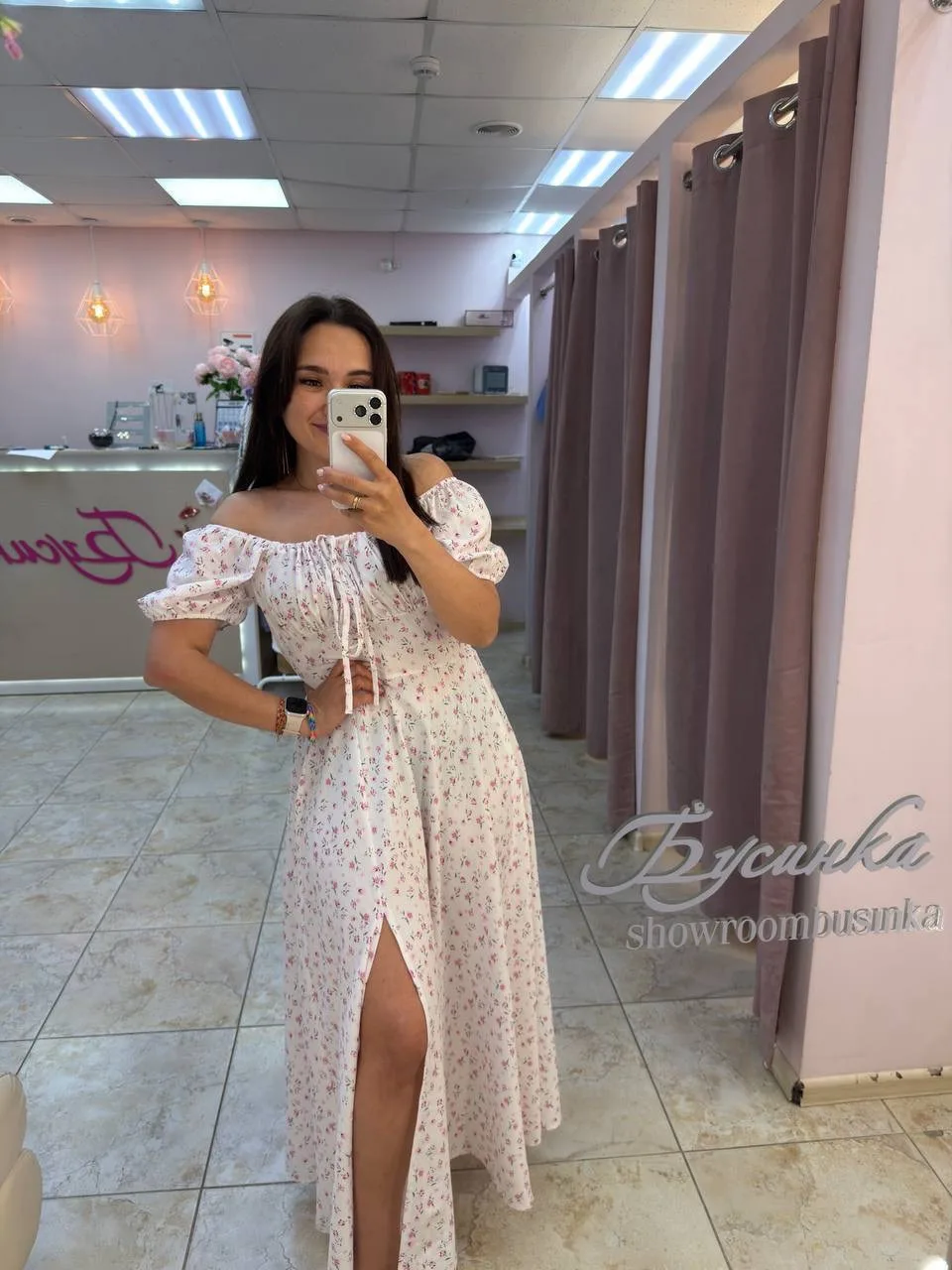 Милое платье длины миди❤️ Отличное качество❤️ Идеальная посадка😍 Легкий материал😍 Разрез по ножке�
