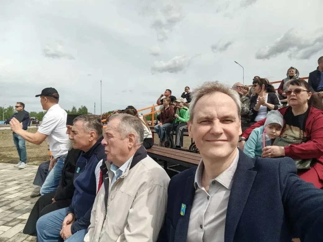 Накануне Дня защиты детей побывал на своей малой родине, в Заринске на открытии «Драйв-...