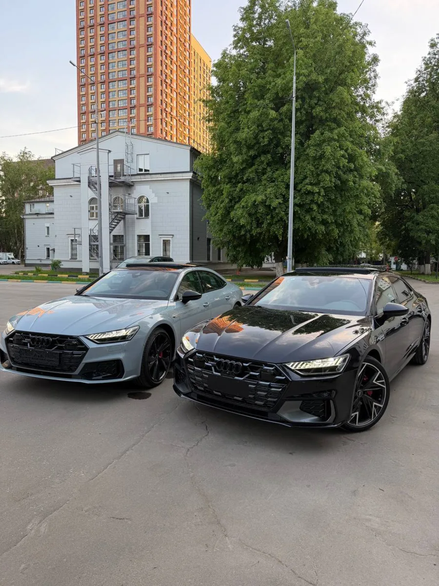 Два новых автомобиля