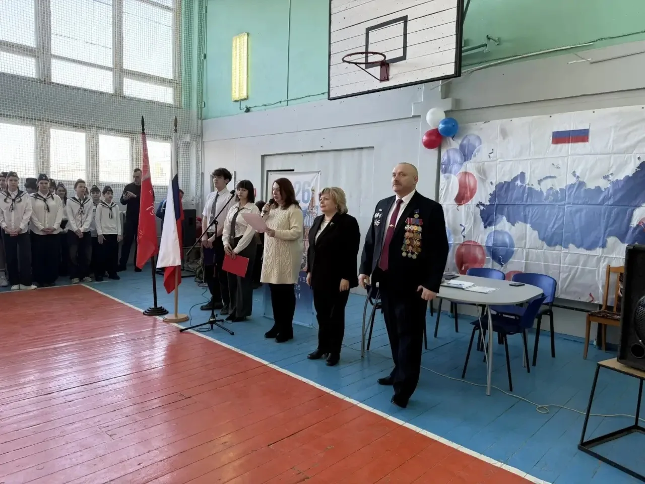🇷🇺Сегодня в нашей школе царила атмосфера настоящего патриотизма и гордости! Торжественное мероприяти